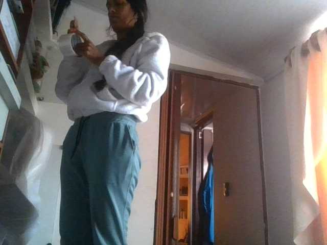 JuanaBrunette