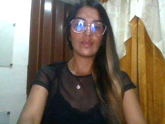 JuanaBrunette