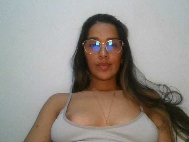 JuanaBrunette