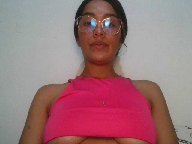 JuanaBrunette