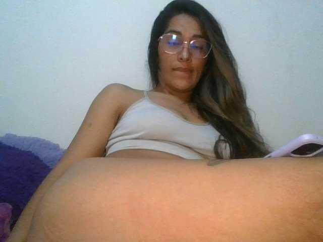 JuanaBrunette