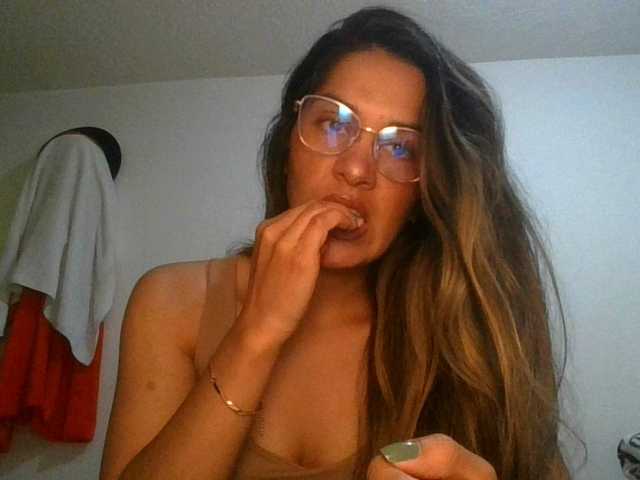 JuanaBrunette webcam