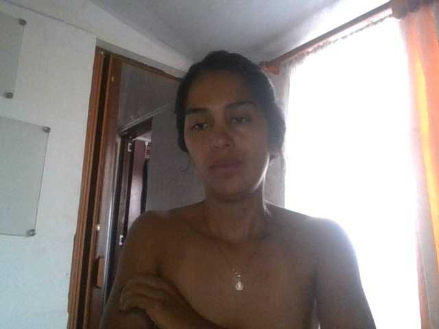 JuanaBrunette