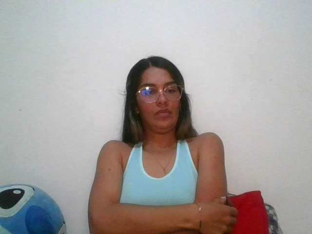 JuanaBrunette's BongaCams show and profile