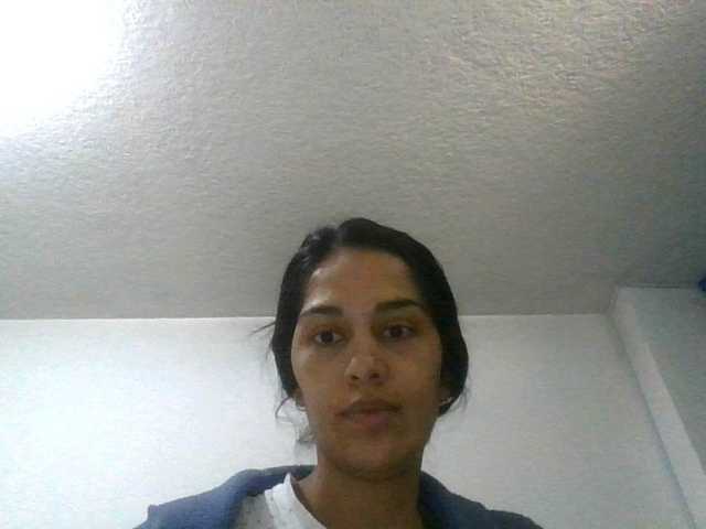 JuanaBrunette live cam on BongaCams