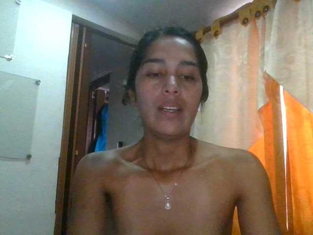 JuanaBrunette live cam on BongaCams