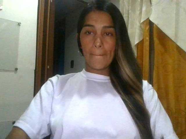 JuanaBrunette