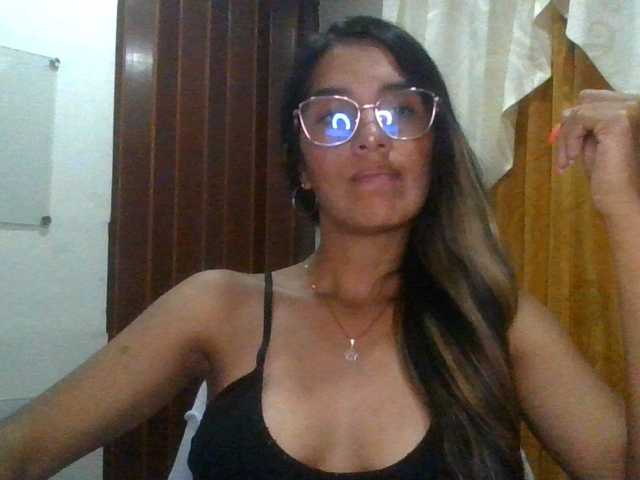 JuanaBrunette