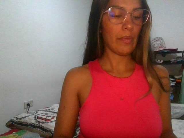 JuanaBrunette