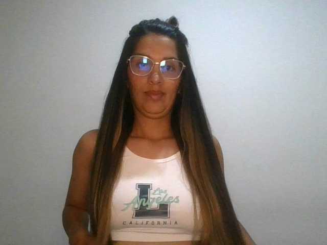 juanabrunette cam belle