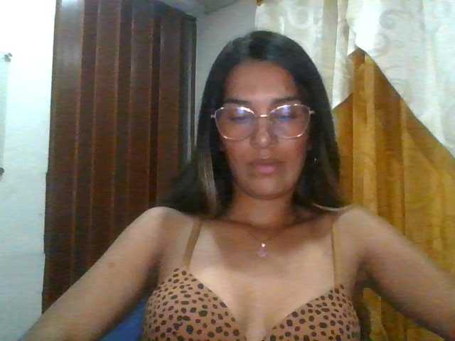 JuanaBrunette