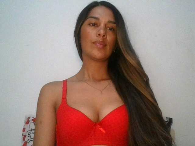JuanaBrunette