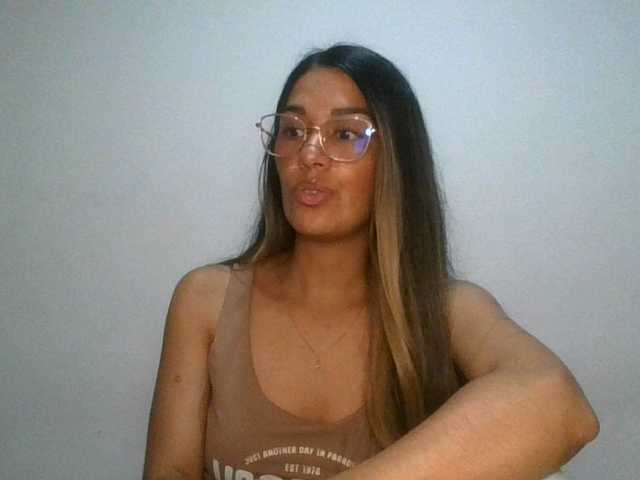 JuanaBrunette