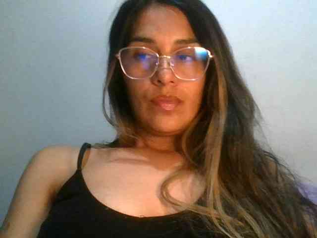 JuanaBrunette webcam