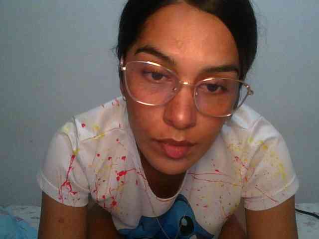 JuanaBrunette webcam