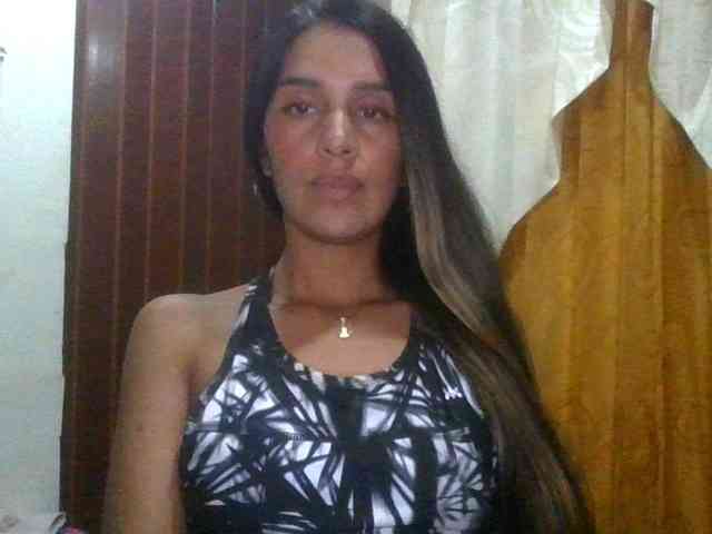 JuanaBrunette