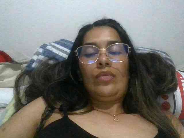 JuanaBrunette