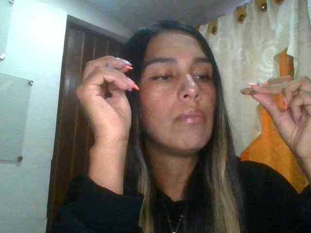 JuanaBrunette