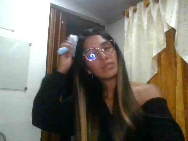 JuanaBrunette