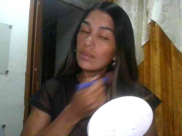 JuanaBrunette