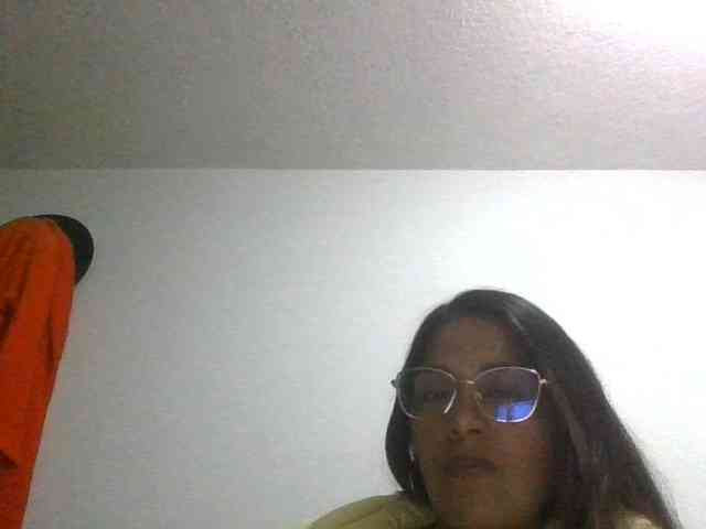 JuanaBrunette webcam
