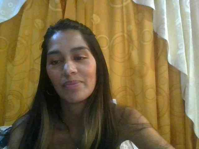 JuanaBrunette
