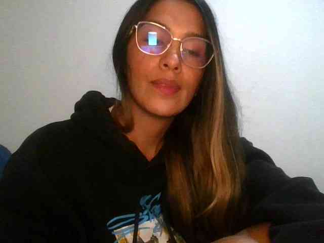 JuanaBrunette