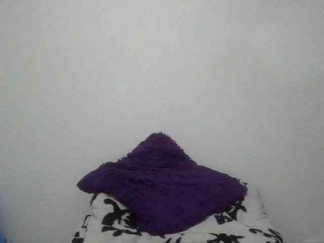 JuanaBrunette webcam