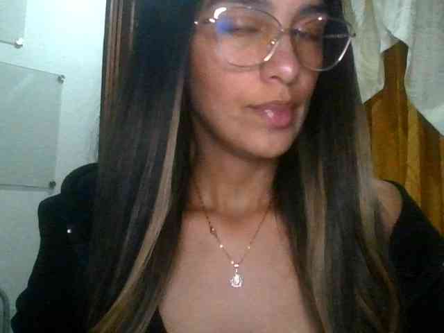 JuanaBrunette JuanaBrunette
