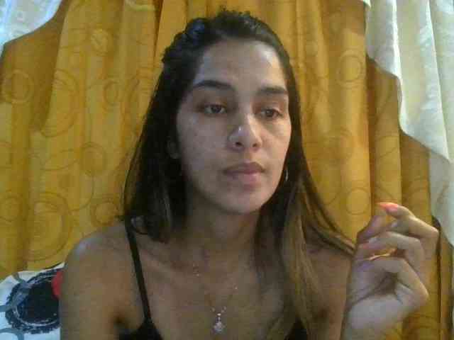 JuanaBrunette