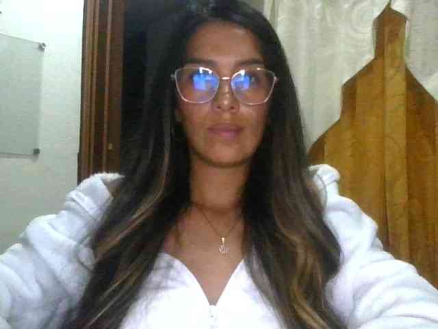 JuanaBrunette - Girl 