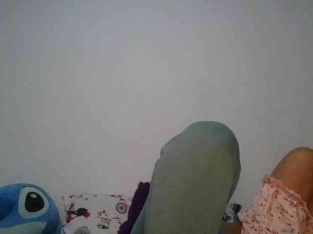 JuanaBrunette webcam