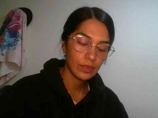 JuanaBrunette