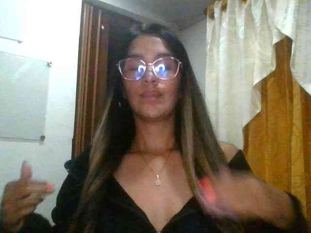 JuanaBrunette JuanaBrunette