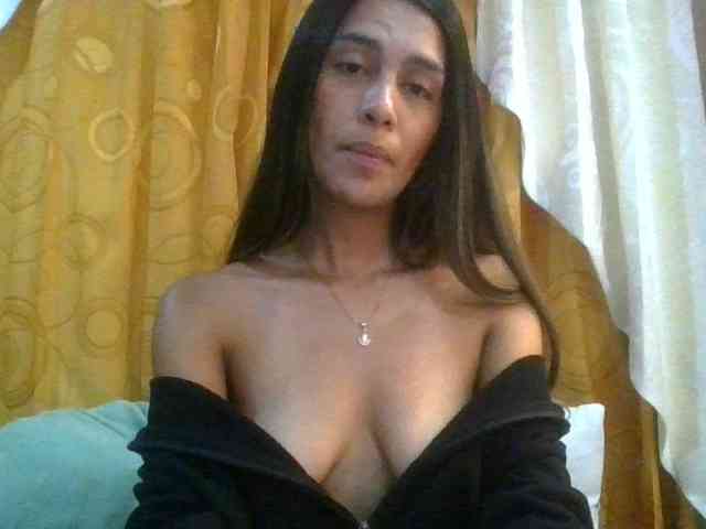 JuanaBrunette