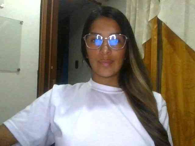 JuanaBrunette