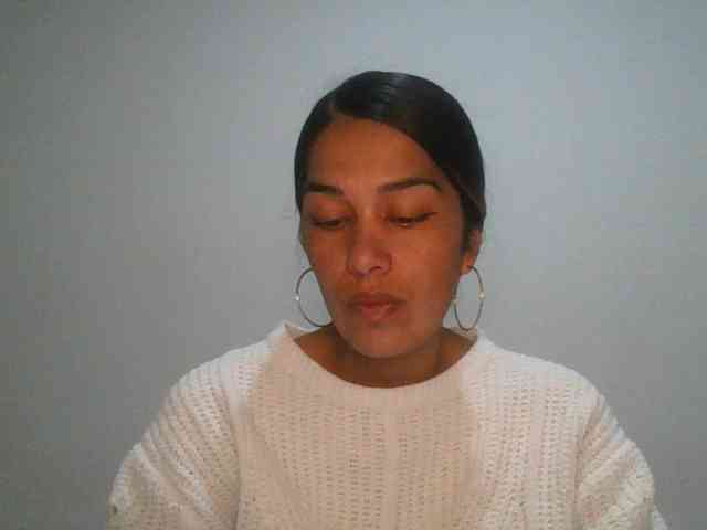 JuanaBrunette webcam