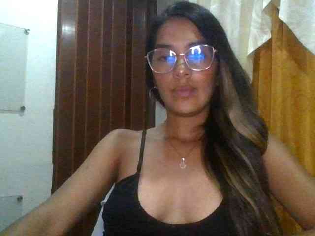 JuanaBrunette