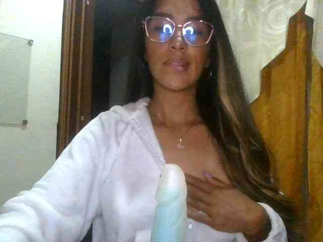 JuanaBrunette JuanaBrunette