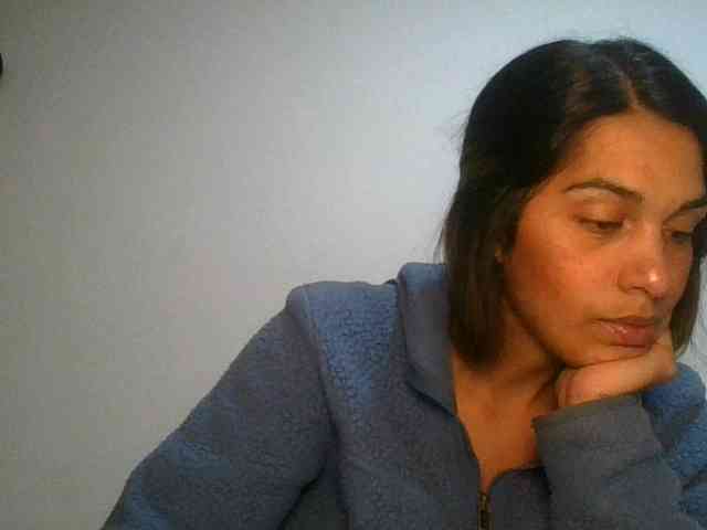 JuanaBrunette webcam