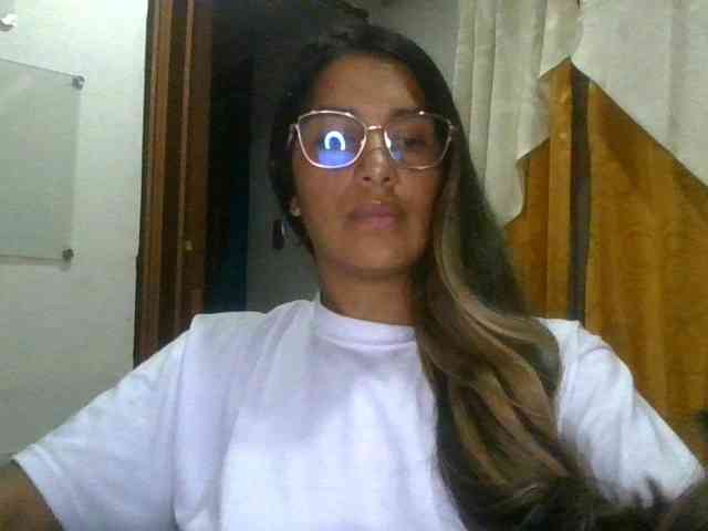 JuanaBrunette