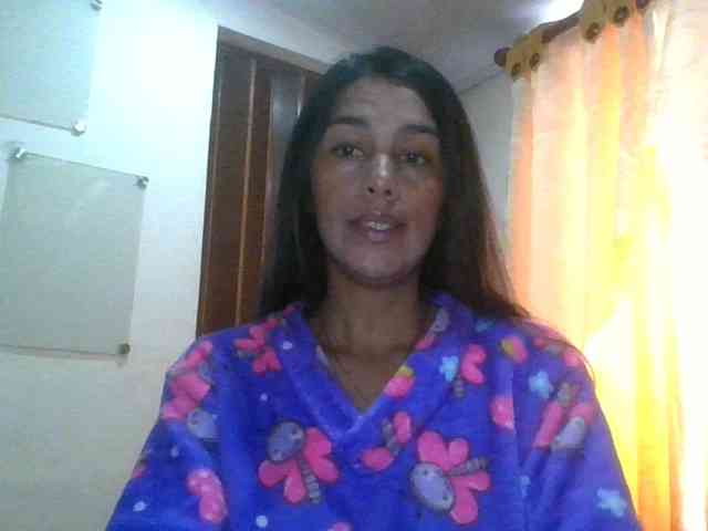JuanaBrunette webcam