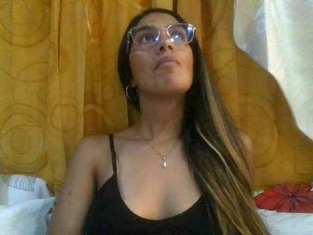 JuanaBrunette