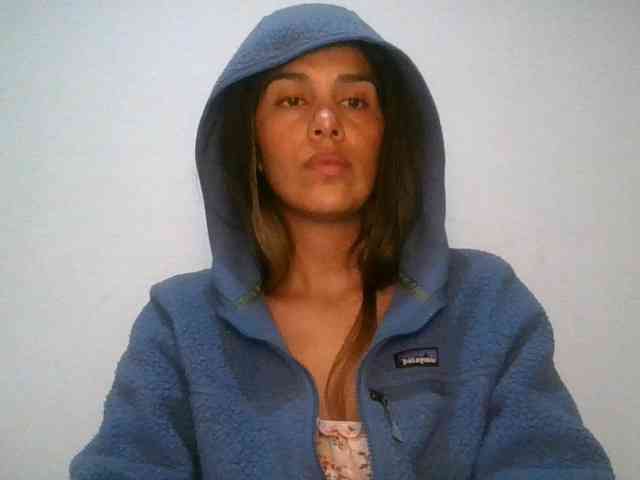 JuanaBrunette webcam
