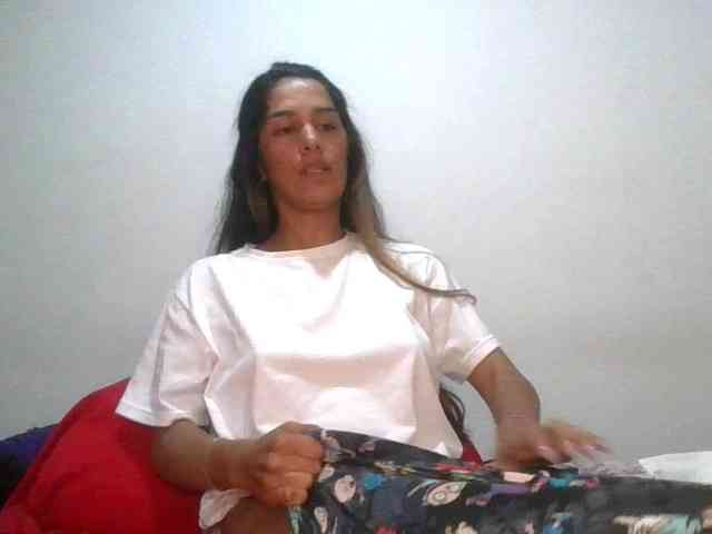 JuanaBrunette