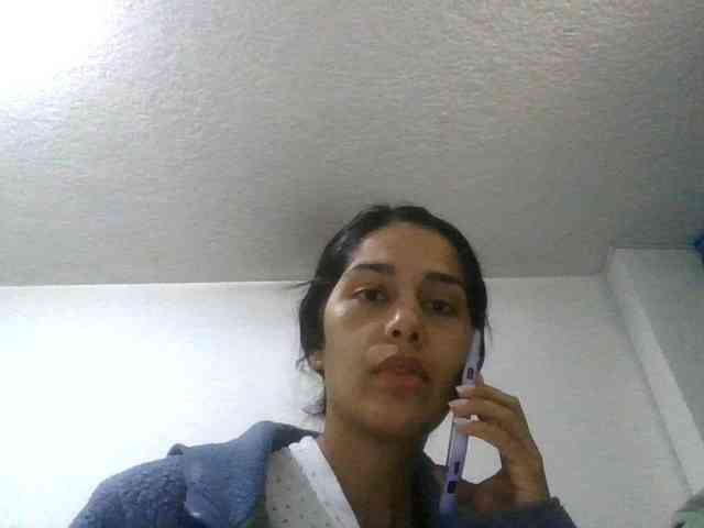 JuanaBrunette webcam