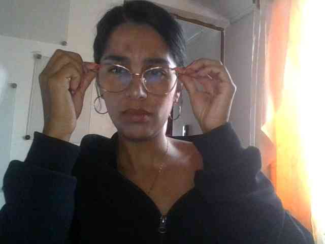 JuanaBrunette