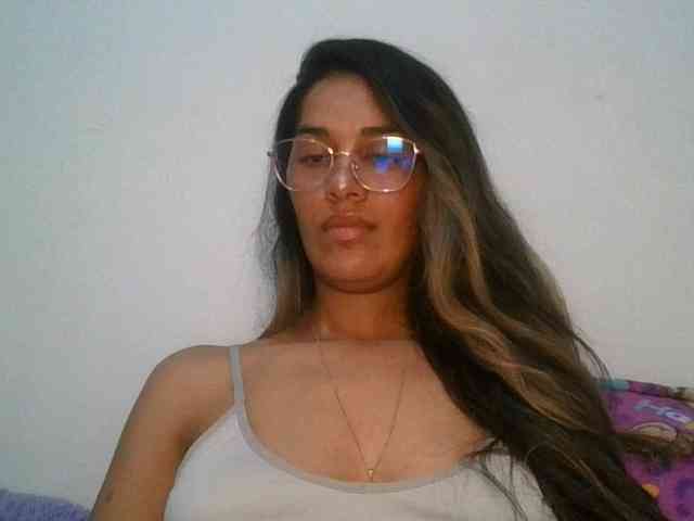 JuanaBrunette