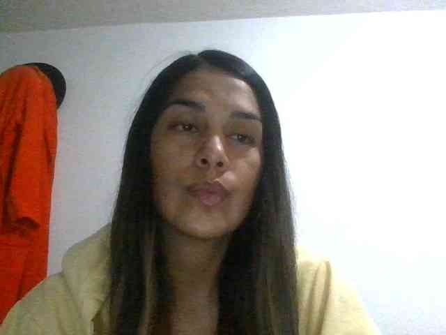 JuanaBrunette webcam