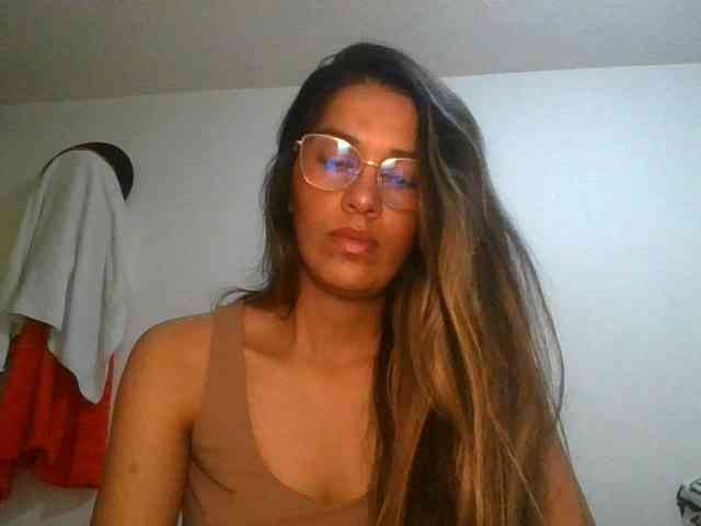 JuanaBrunette